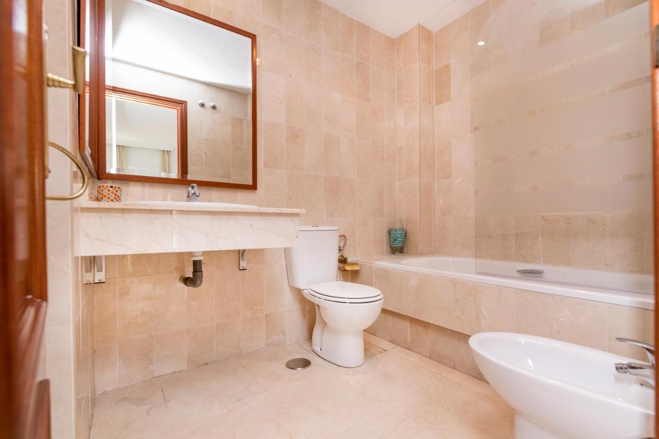 Apartamento Bhost - Colon Málaga Exterior foto
